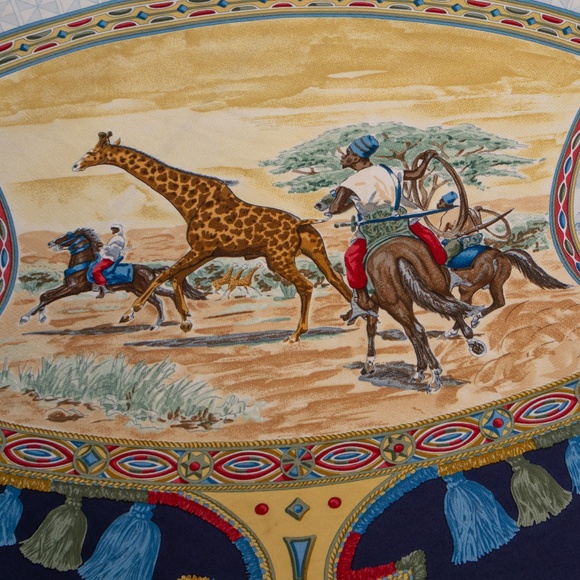 Hermès “Cavaliers Peuls” Silk‎ Scarf by J. de Fougerolle | 90cm - Picture 6 of 12